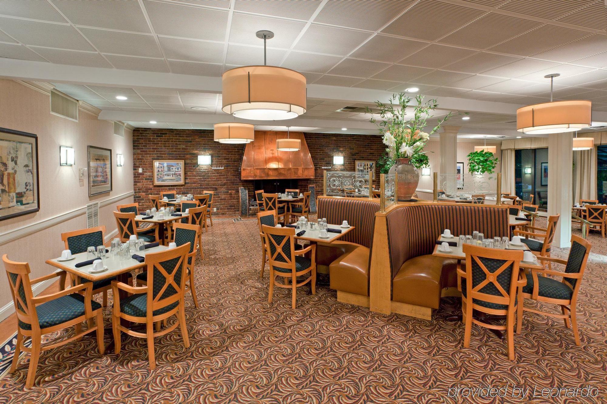 Holiday Inn Johnstown-Gloversville Restaurant photo
