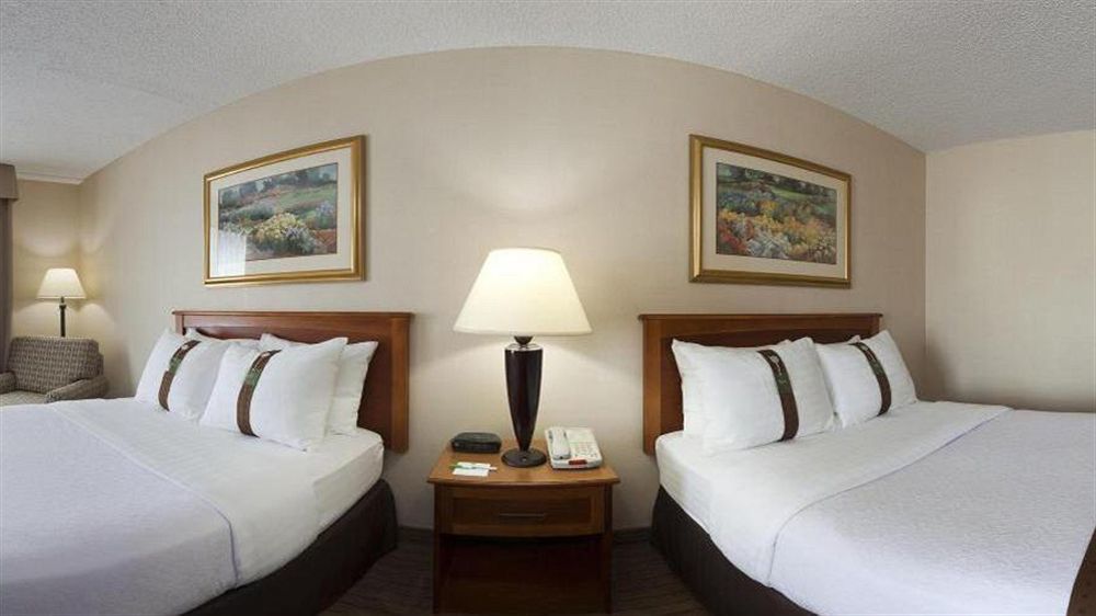 Holiday Inn Johnstown-Gloversville Exterior photo