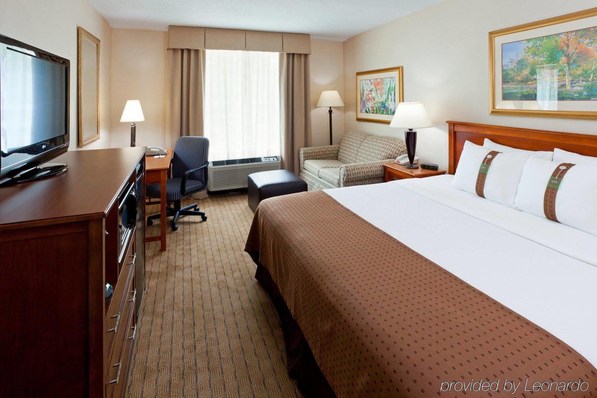 Holiday Inn Johnstown-Gloversville Room photo
